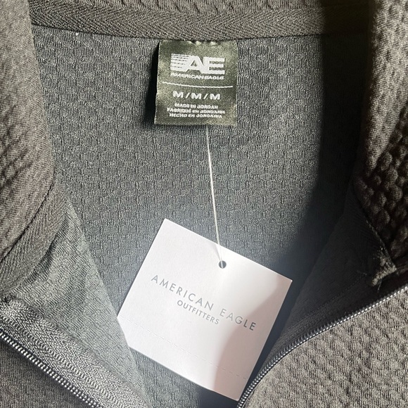 Men’s America eagle half-zip pull over - Picture 3 of 3